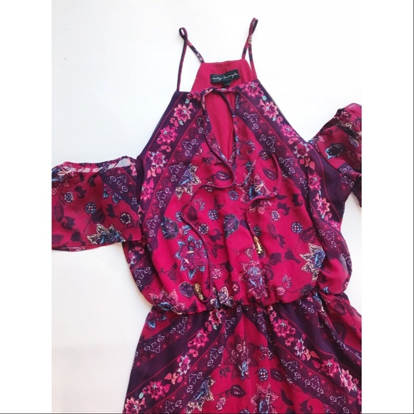 City Triangles Dresses & Skirts - Cold Shoulder Maxi Dress🎀